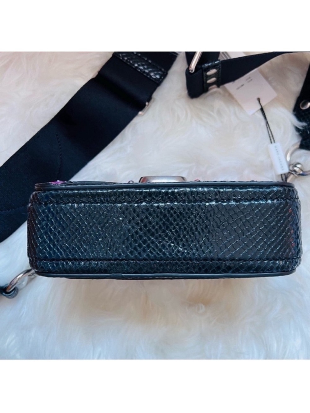 New Limited Edition Marc Jacobs Embellished Snapshot “Pill” Crossbody Camera Bag - Picture 12 of 15